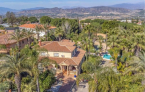 Beautiful Home In Alhaurin De La Torre, Alhaurin De La Torre